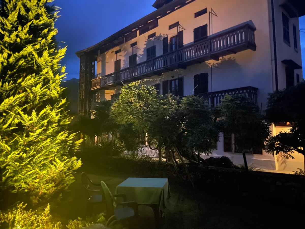 Dimora Fiorita Senior My Holiday Home Varallo Exterior photo